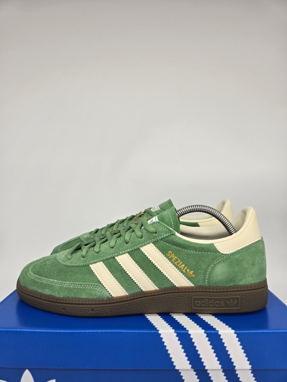 adidas Men's Handball Spezial IG6192 Green Gum Men's Shoes Size 10.5
